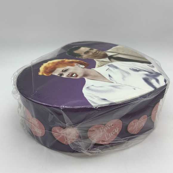VTG Vandor I Love Lucy Retro Lucy & Ricky Heart Shape Cardstock Trinket Box NEW! - Picture 4 of 13
